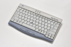 NT-KB085US