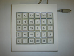PS/2キーボード使用例